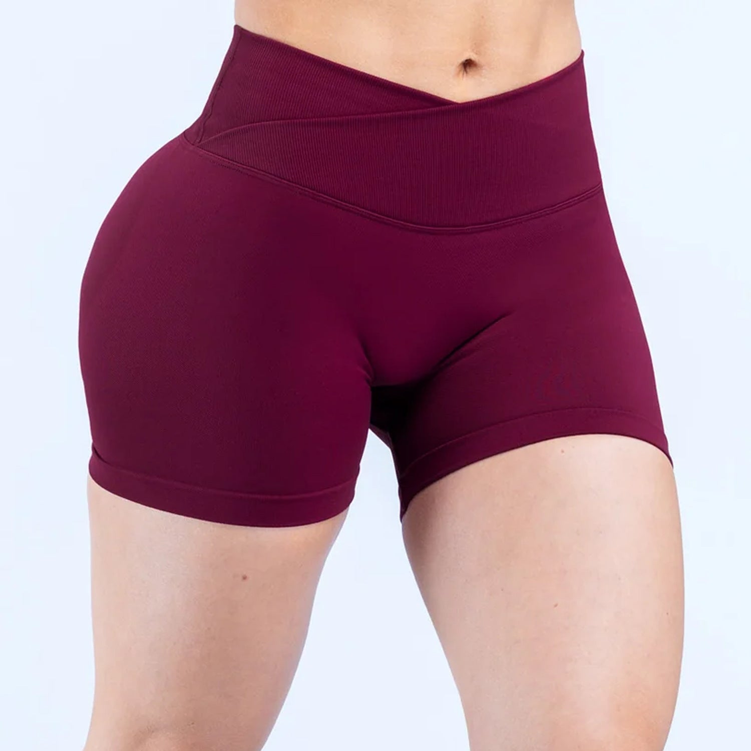 Seamless Knitted Womens Yoga Fitness Sports Three-Quarter Shorts