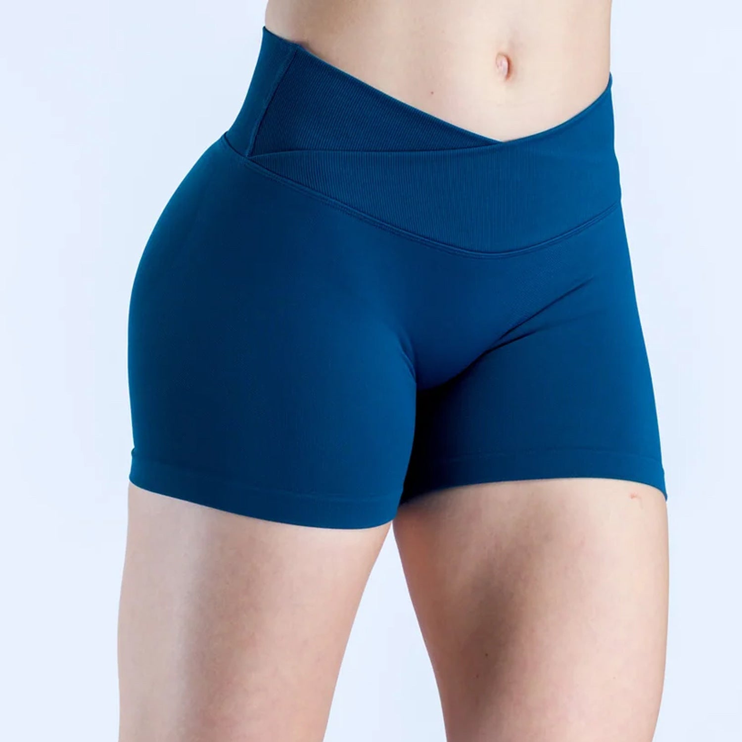 Seamless Knitted Womens Yoga Fitness Sports Three-Quarter Shorts