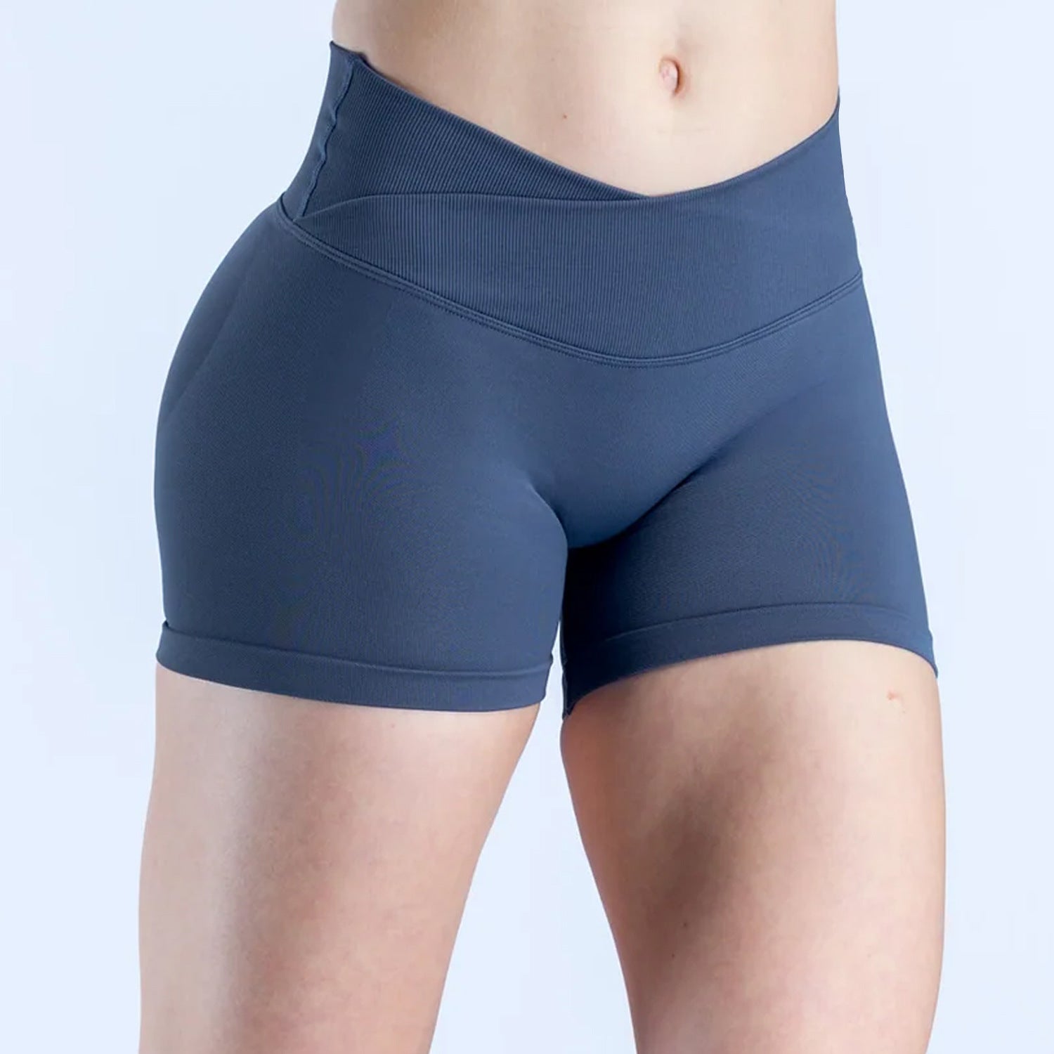 Seamless Knitted Womens Yoga Fitness Sports Three-Quarter Shorts