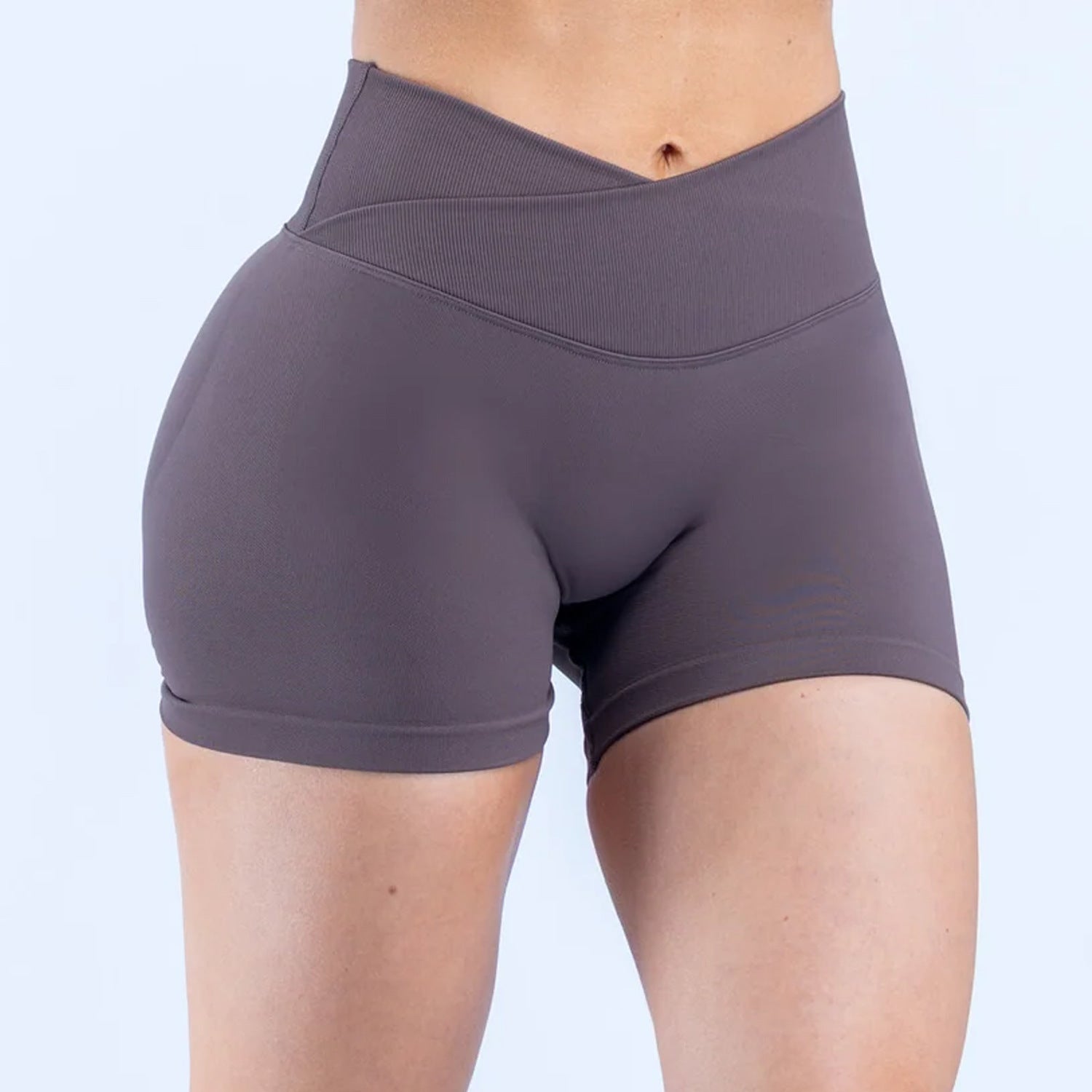 Seamless Knitted Womens Yoga Fitness Sports Three-Quarter Shorts